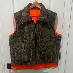 Reversible Camo and‎ Orange Hunting Vest, Size XL